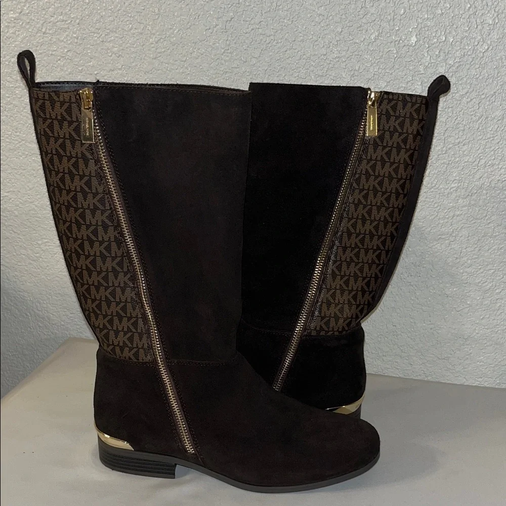 Michael Kors Black and Brown Monogram Boots used good condition